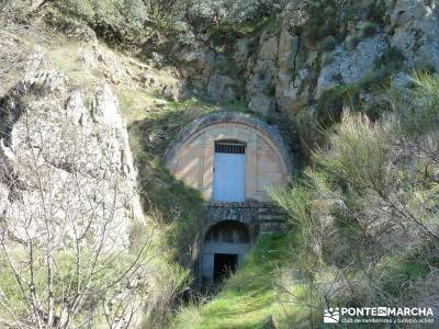 Azud del Mesto - Cascada del Hervidero;valle de la barranca laguna de gredos parques naturales madri